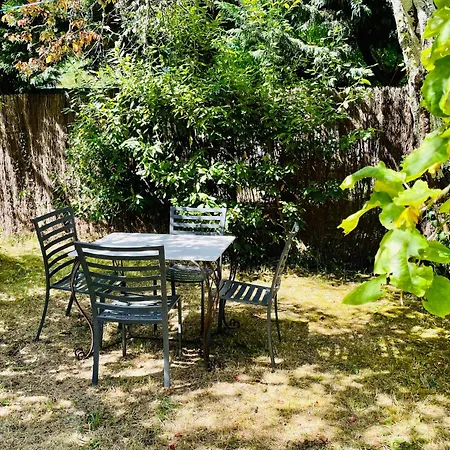 Holiday home Charmante Maison Authentique, Proche Bassin *
