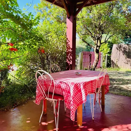 Charmante Maison Authentique, Proche Bassin Ares